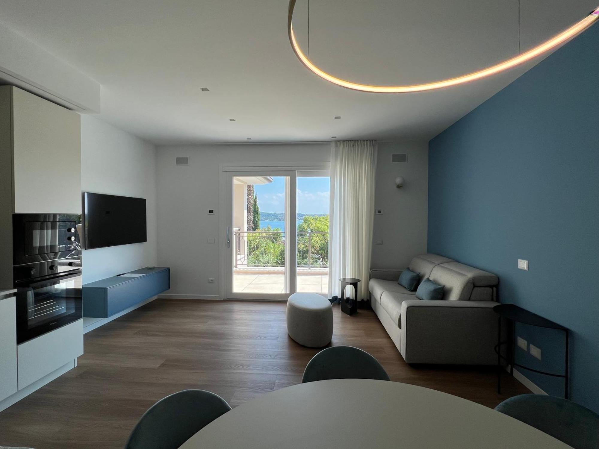 Villa Silvia Apartments San Felice del Benaco Exterior photo