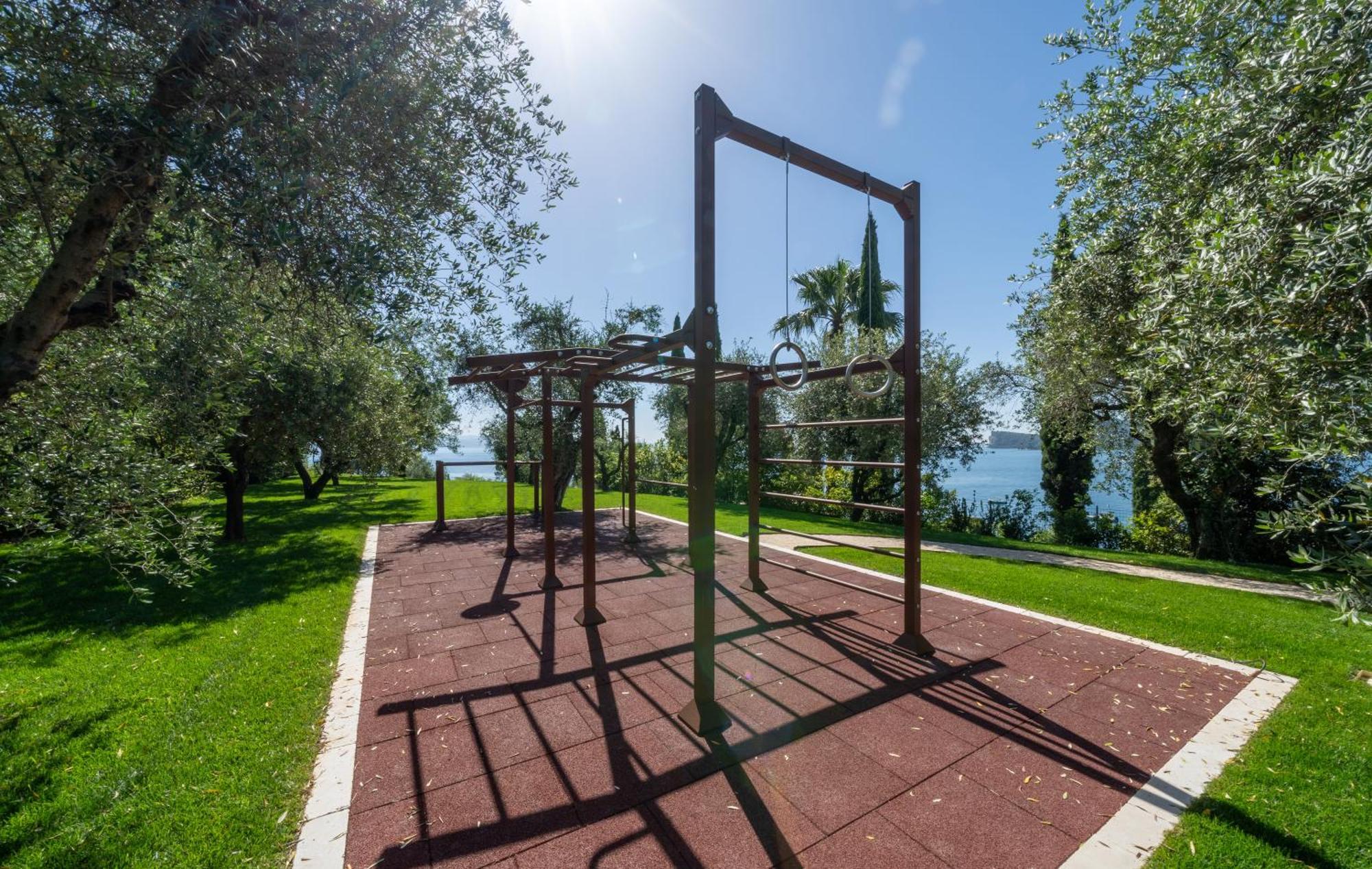 Villa Silvia Apartments San Felice del Benaco Exterior photo